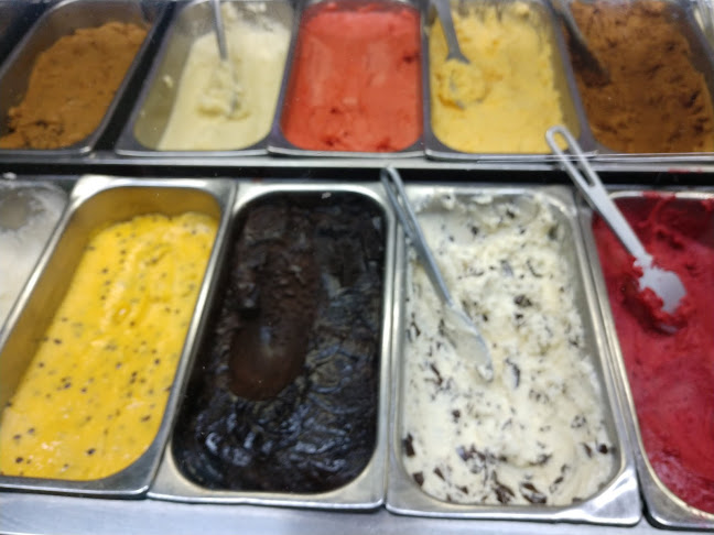 Av. Aigua &, 20000 Maldonado, Departamento de Maldonado