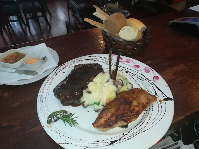 ASTUR Parrilla y Restó - Gastronomía y hostelería