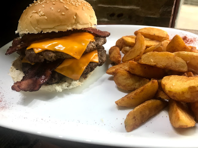 Manhattan Food & Drinks