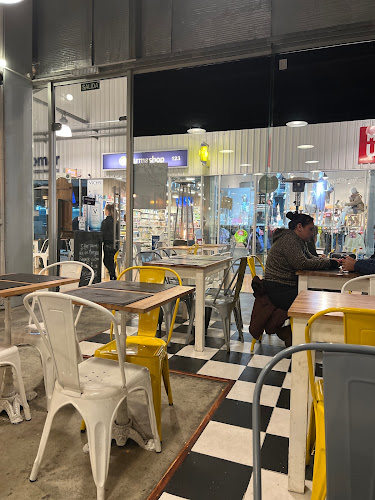 MENGANA CAFÉ RESTÓ (Paseo del Este)