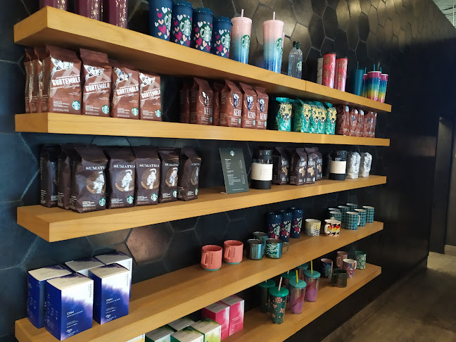 Montevideo Shopping, Av. Luis Alberto de Herrera 1290, 11300 Montevideo, Departamento de Montevideo