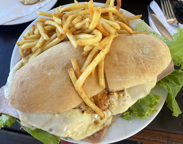 Oliva Restó - La Paloma