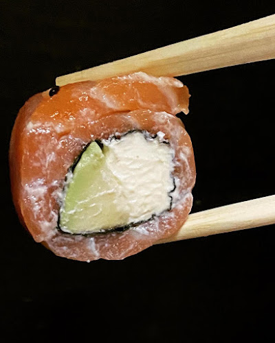 Prado Rolls - Sushi & Poke