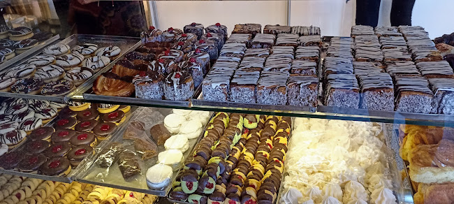 Panadería Rumbo al Este - Atlántida