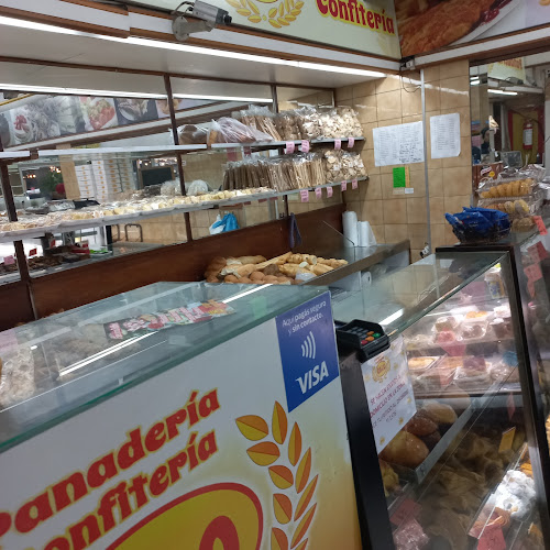 Panadería y Confitería Calo - Gastronomía y hostelería