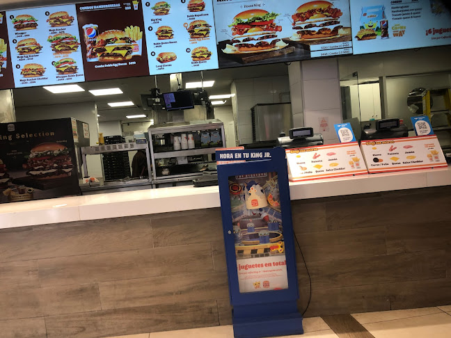 23Q4+7RG, Av. Juan Gorlero, 20100 Punta del Este, Departamento de Maldonado