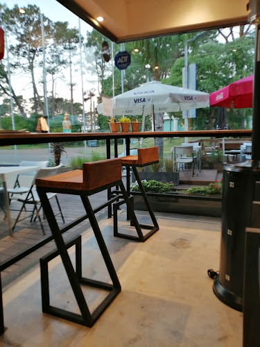 Cyrano Punta del Este - Gastronomía y hostelería