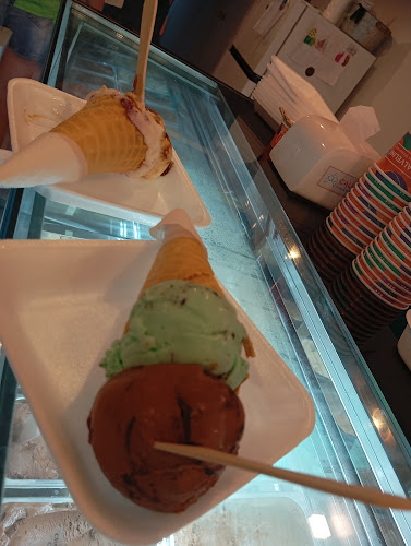 Heladería Calvelini - La Paloma