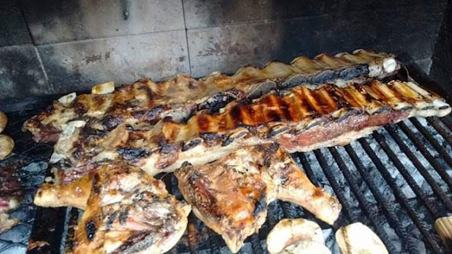 Opinii despre Restaurante La Vieja parrillada în San José de Mayo - Gastronomía y hostelería