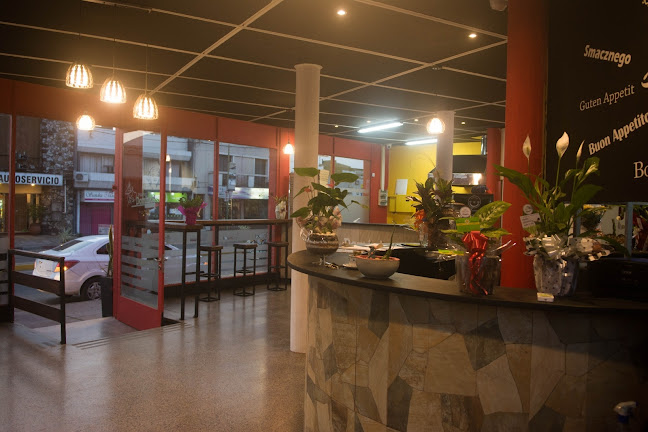 Av. Blandengues 320, 50000 Salto, Departamento de Salto