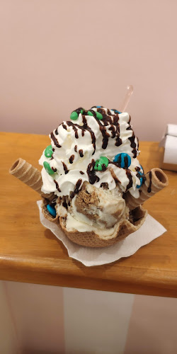 Opinii despre Le Petit Glacier în Punta del Este - Gastronomía y hostelería