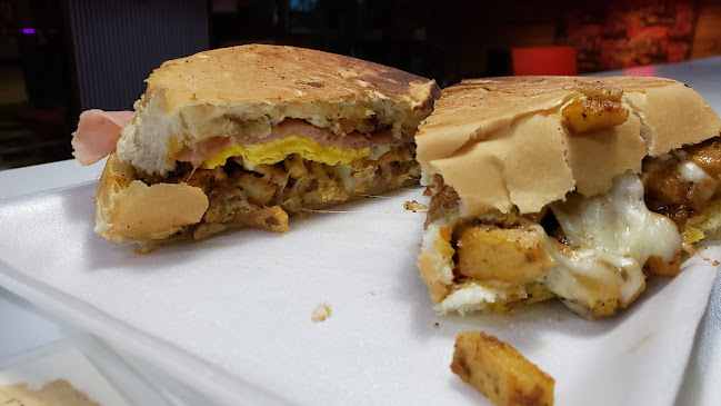 Pueblo Pirata - Gastronomía y hostelería