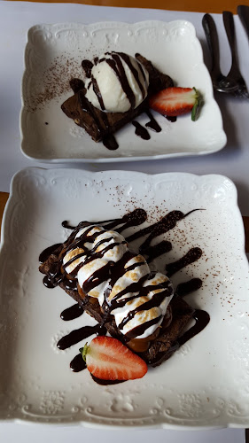 Opinii despre Santoral Restaurante y Posada în Atlántida - Gastronomía y hostelería