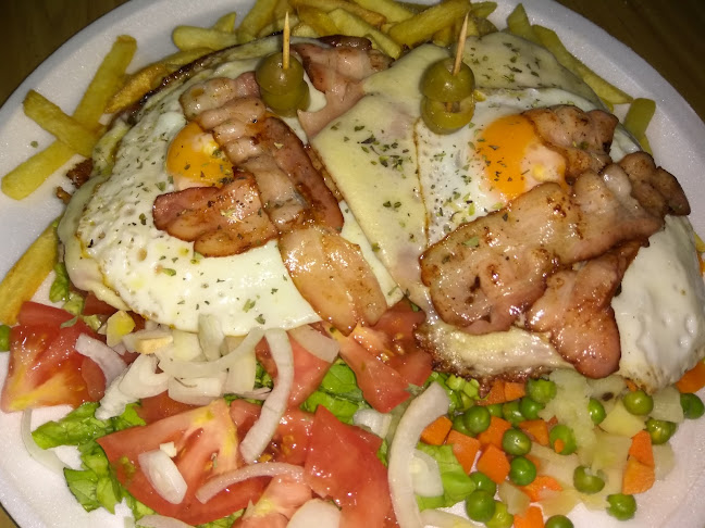 Opinii despre Sol Y Luna în Col. del Sacramento - Gastronomía y hostelería