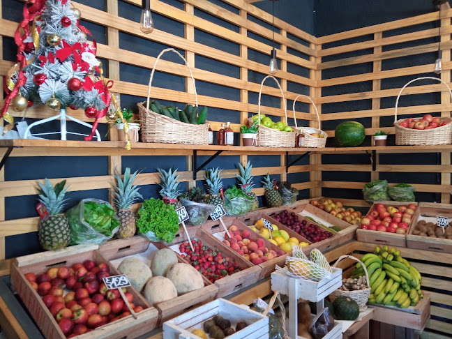 Opinii despre La Familia Boutique de Frutas y Verduras în Montevideo - Gastronomía y hostelería