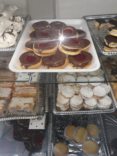 Opinii despre BIZCOCHERÍA Y ROTISERÍA HUGO în Canelones - Gastronomía y hostelería