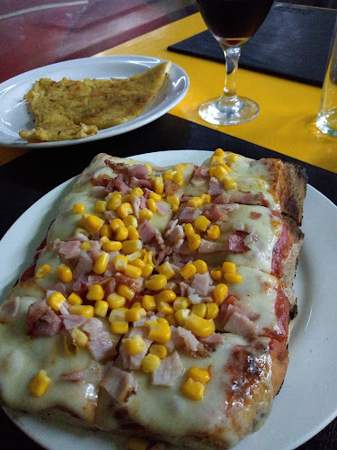 Opinii despre Pizzería Colorado 32 în Piriápolis - Gastronomía y hostelería