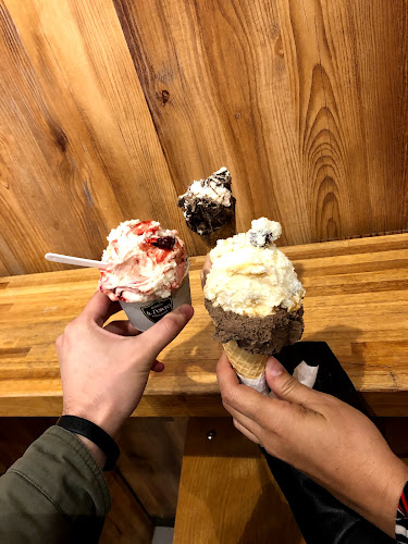 Comentarii opinii despre Gelatería Il Porto - Helados artesanales