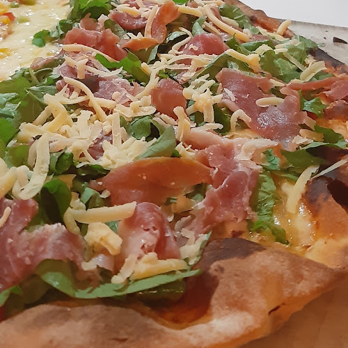 Opinii despre Pizza E Piu în Montevideo - Gastronomía y hostelería