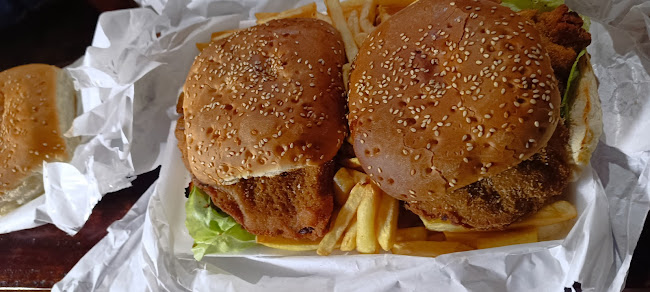 72Q8+X7R, esquina, Wilson Ferreira Aldunate & Ituzaingo, Tacuarembó, Departamento de Tacuarembó