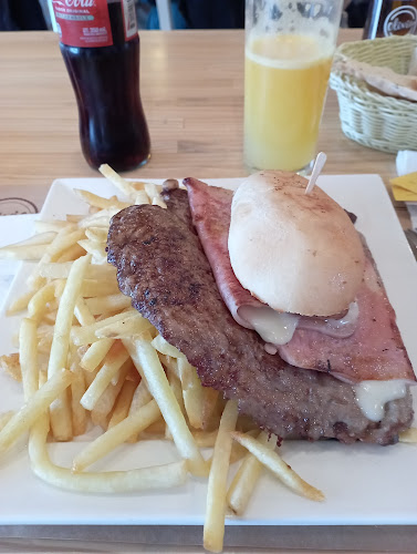 Olivia Restó Snack Bar