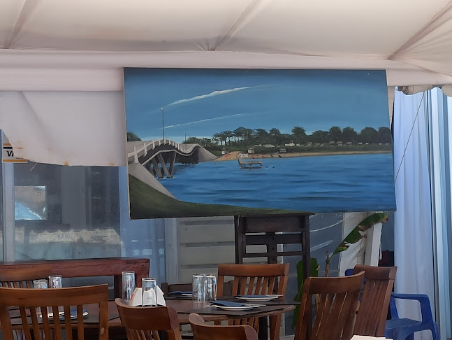 New Papa Charlie Long Play Beach - Gastronomía y hostelería