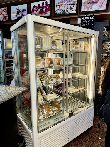 Biarritz, Panadería y Confitería Biarritz - Montevideo