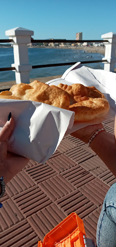 Opinii despre Que masa ( carro de tortas fritas y pasteles) în Piriápolis - Gastronomía y hostelería