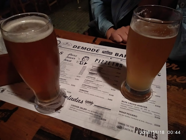 Comentarii opinii despre Demodé Café Bar