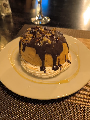 Club Trouville, Alejandro Chucarro 1031, 11300 Montevideo, Departamento de Montevideo