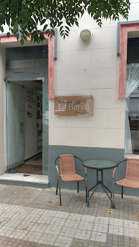 Manuel de Lobo 384, 70000 Col. del Sacramento, Departamento de Colonia