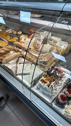 Confitería Nueva Rossell - Montevideo