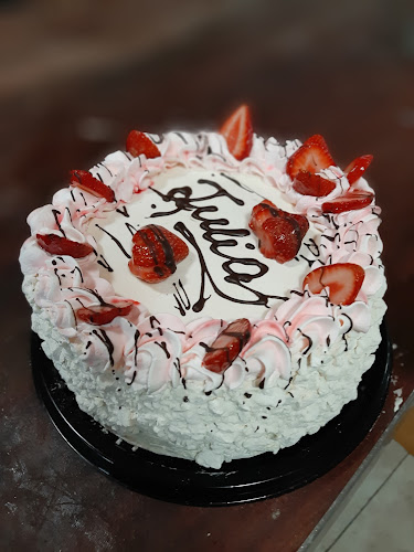 Opinii despre Panadería SOL Y LUNA în Montevideo - Gastronomía y hostelería