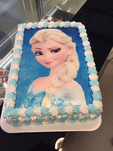 Av. Blandengues 341, 50000 Salto, Departamento de Salto