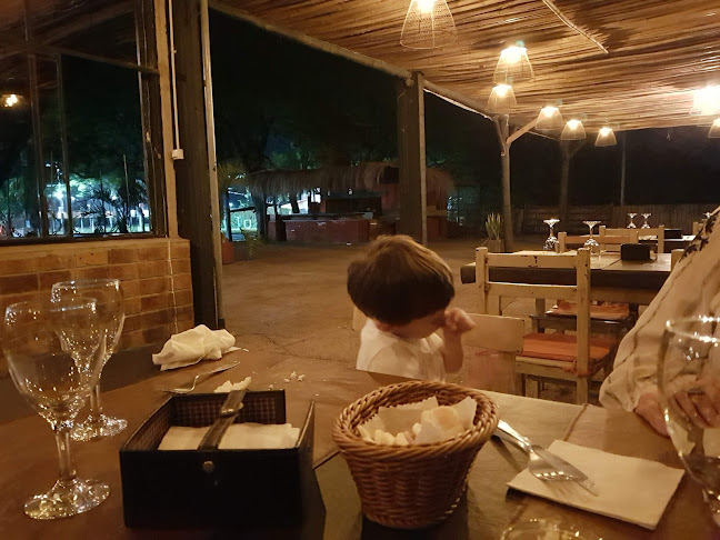 Opinii despre El Portón în Salto - Gastronomía y hostelería