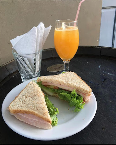 25 de Agosto 238, 11000 Montevideo, Departamento de Montevideo