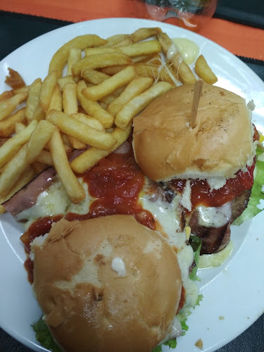 Opinii despre La 2000 în Salto - Gastronomía y hostelería