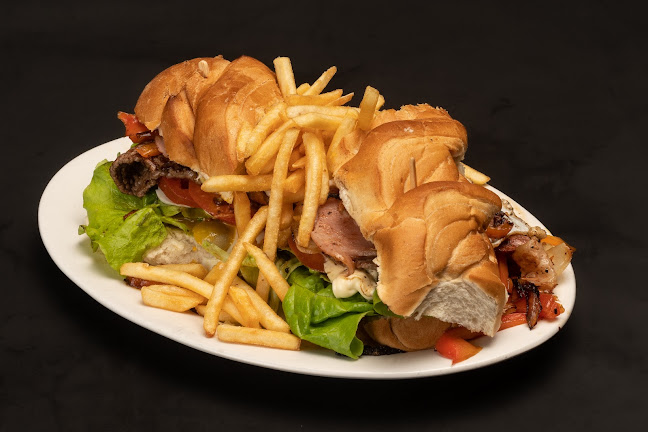 Grill & pizzas “lo de Matías”