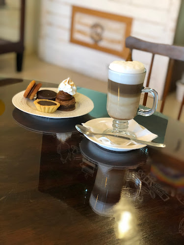 Comentarii opinii despre P&M Pastelería y Café