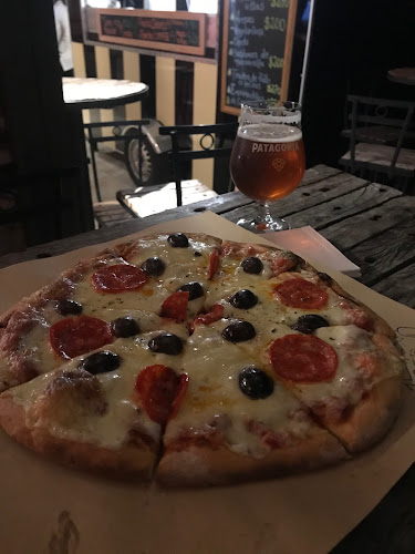 Comentarii opinii despre Weik House