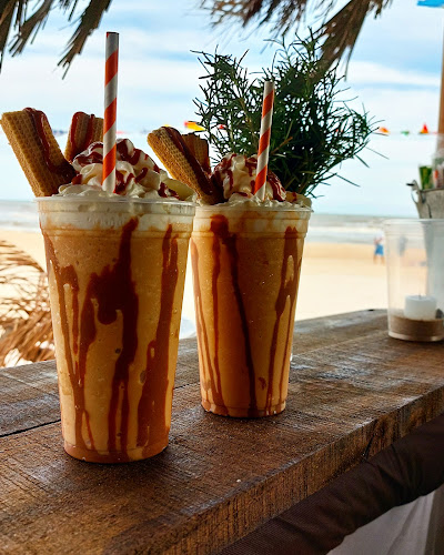 DESKARA2 BAR parador beach en temporada