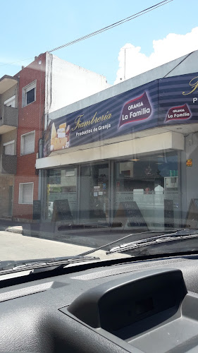 Fiambreria Granja La Familia