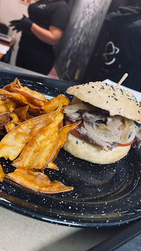 Opinii despre Esoterico Resto Bar în Montevideo - Gastronomía y hostelería