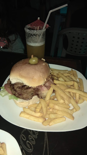 arianos restaurante - Cuchilla Alta