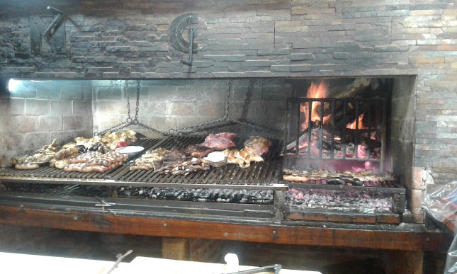 Opinii despre Nuevo Cantón în Montevideo - Gastronomía y hostelería