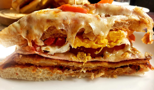 De Primera Resto Pub