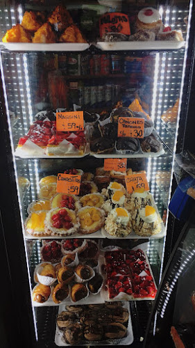 Opinii despre Panadería Rotisería "El Gordo" în Montevideo - Gastronomía y hostelería