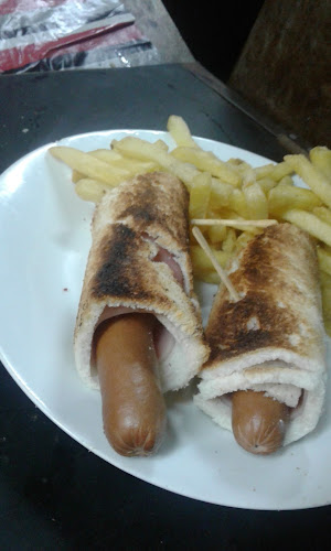 Opinii despre el pochito pizzería în Salto - Gastronomía y hostelería