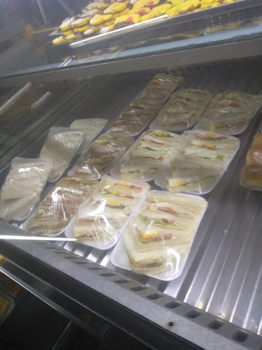 Panaderia Confiteria & Pizzeria San Cono - Montevideo