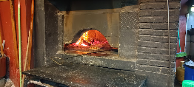La Proa Pizzeria